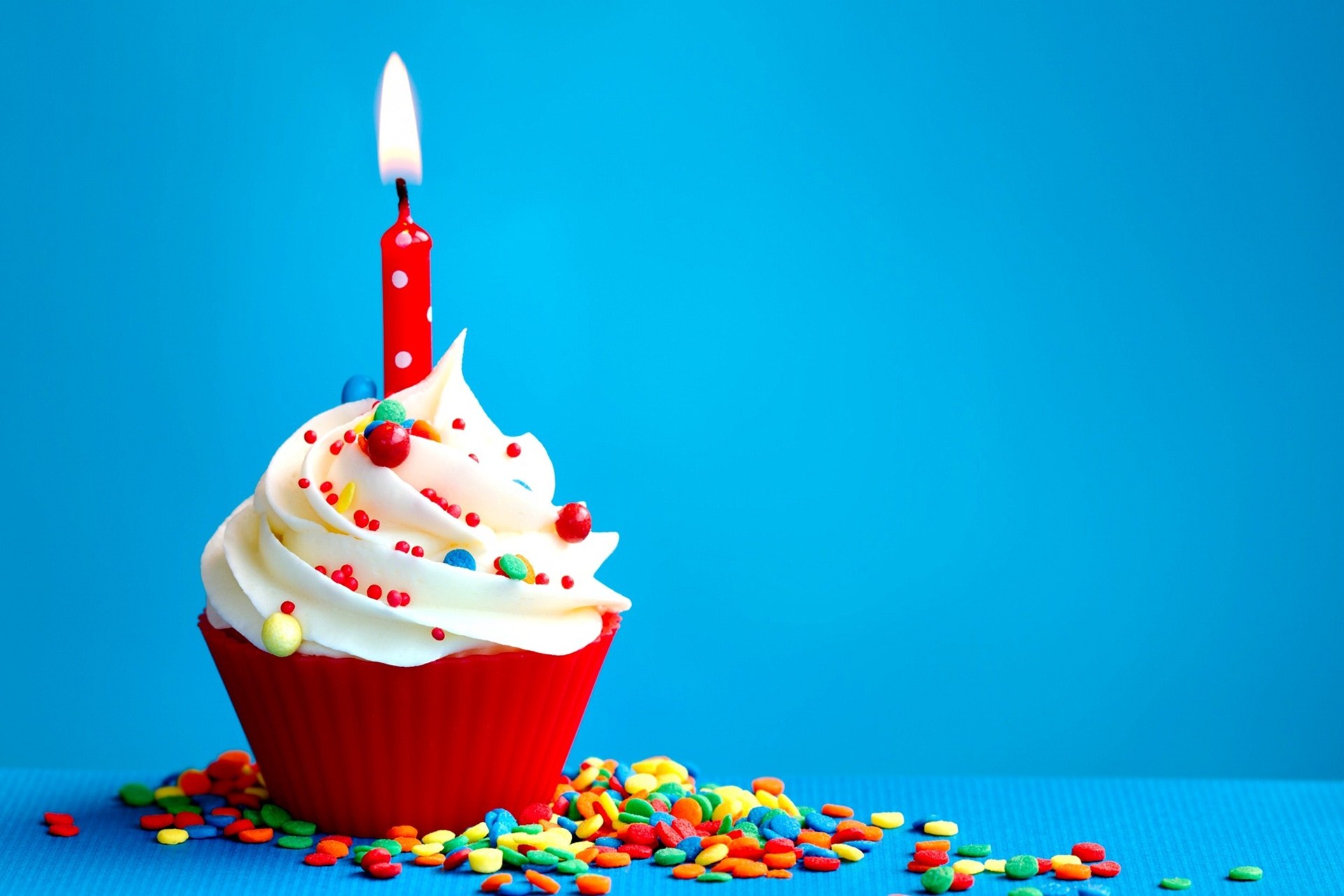 birthday decoration cupcake
