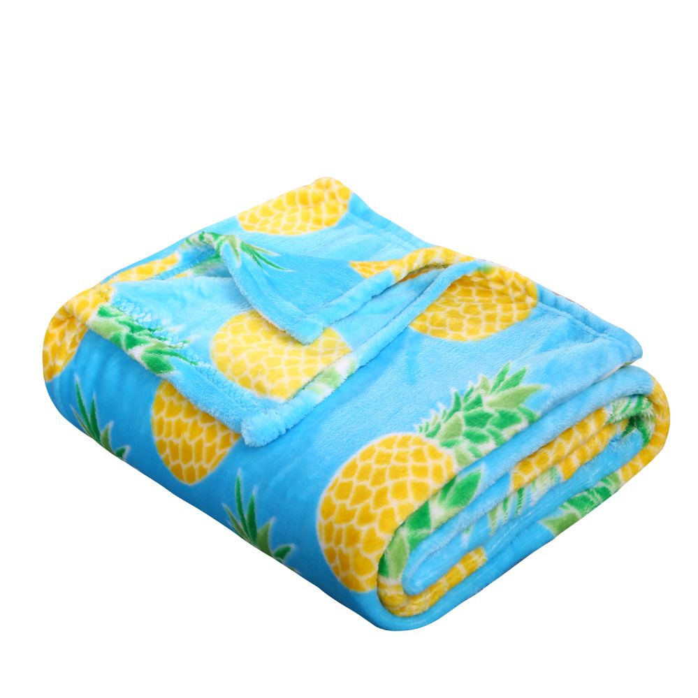 24 Units of Pineapple Folded Throw Size 50x60 Fleece & Sherpa