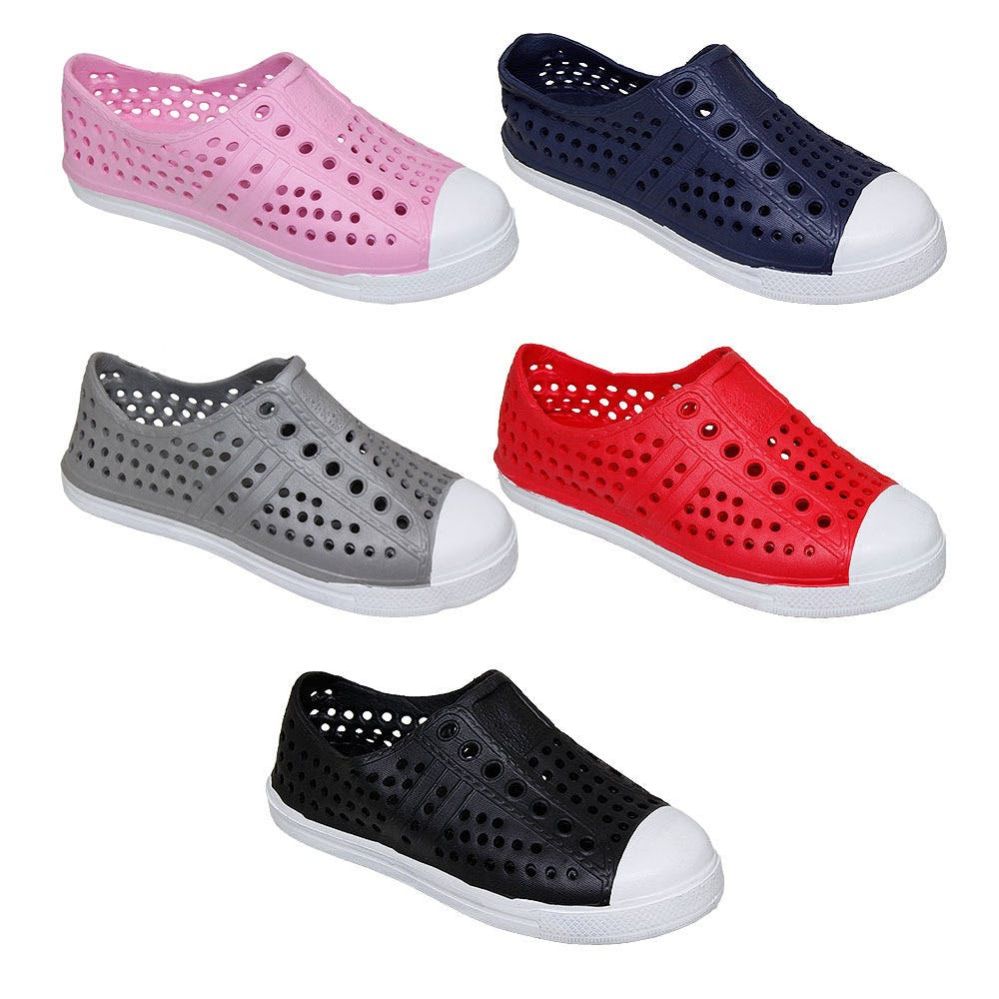 sneaker style water shoes