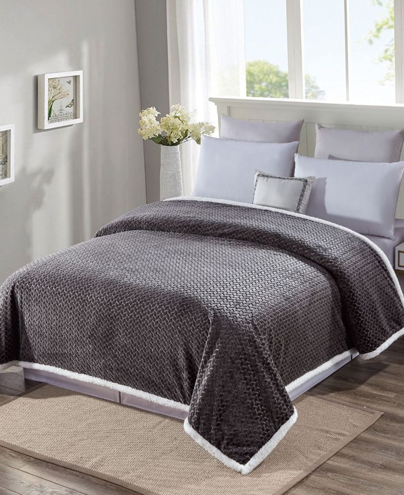 4 Units of Reversible And Comfortable Braided Oversized Sherpa Blanket