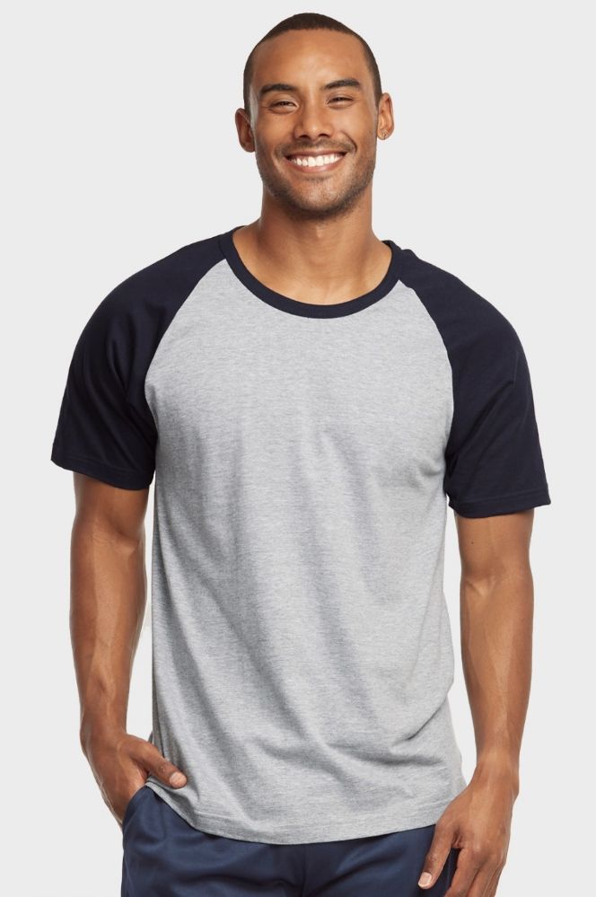large mens t shirt